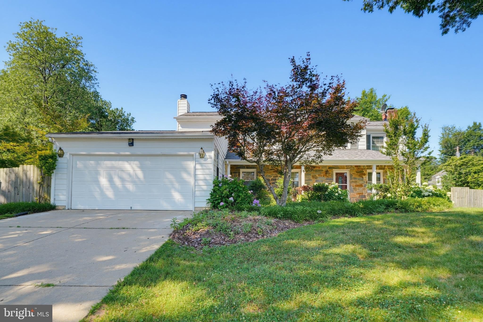 16818 BRIARDALE Road – photo 2