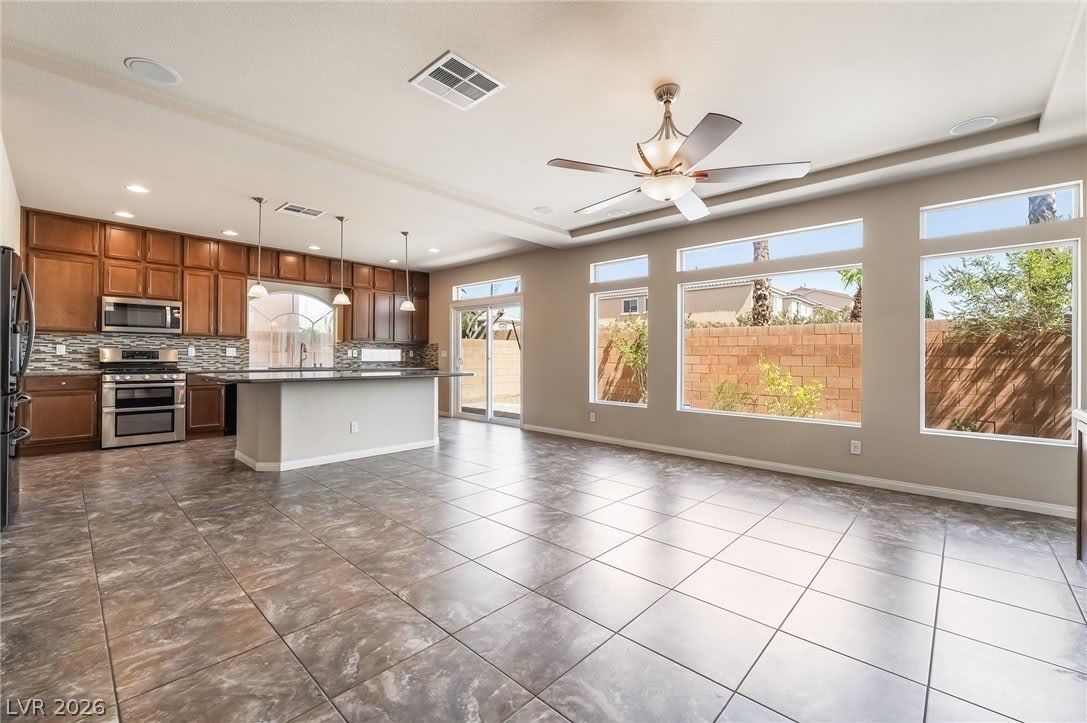 6014 Belvedere Canyon Avenue – photo 3