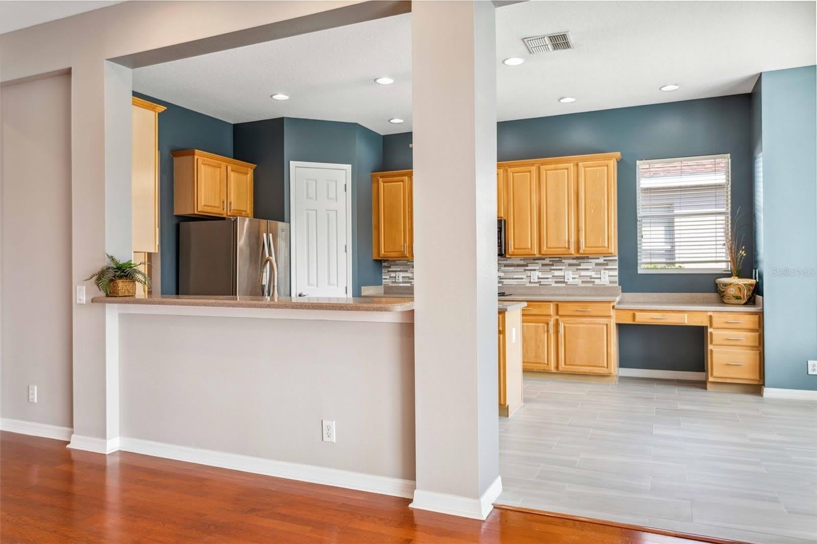 10226 DEERCLIFF Drive – photo 5