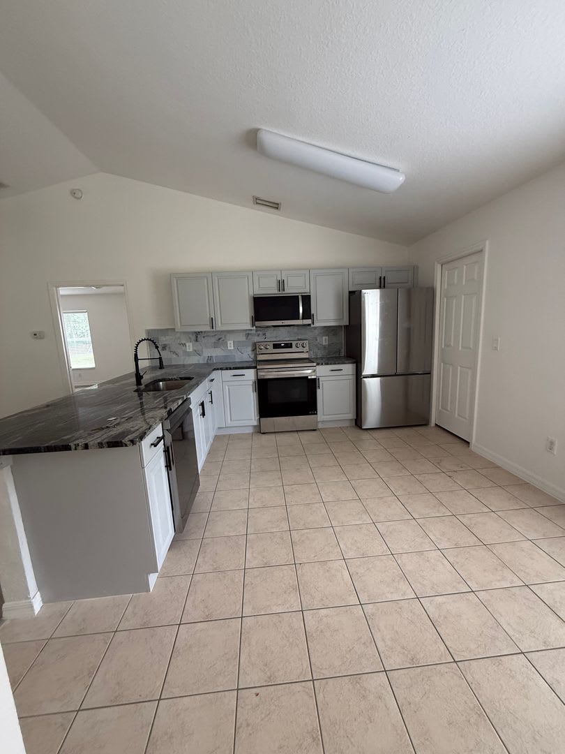 8161 SW 128 LOOP – photo 4
