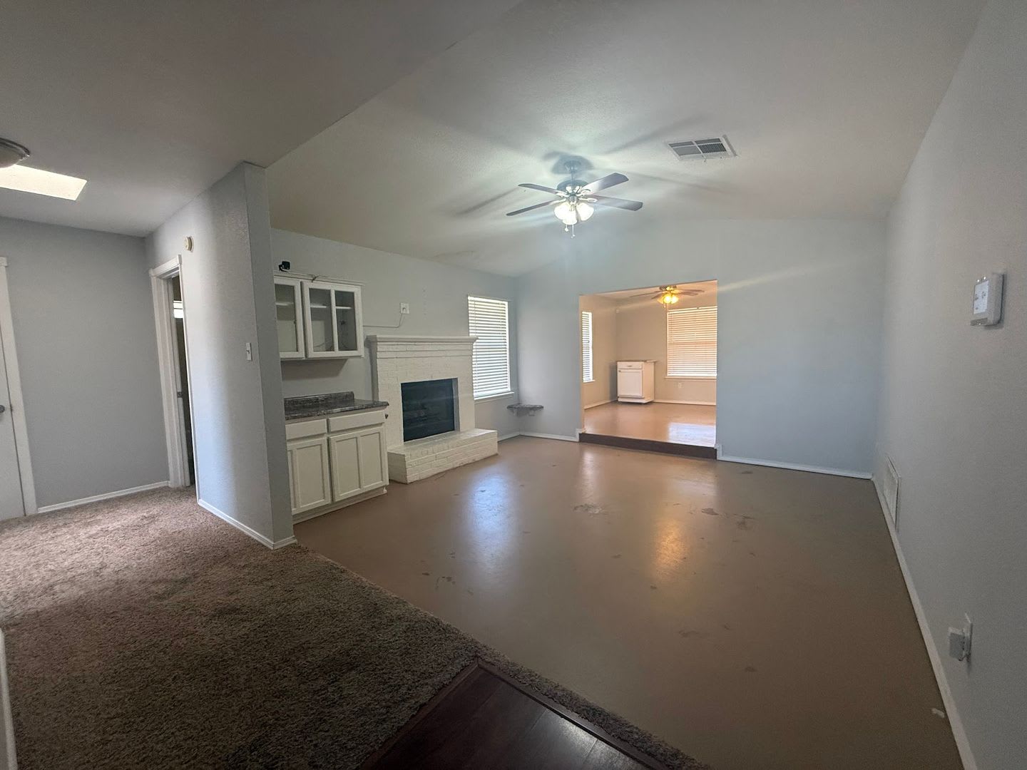 609 Montwood – photo 2