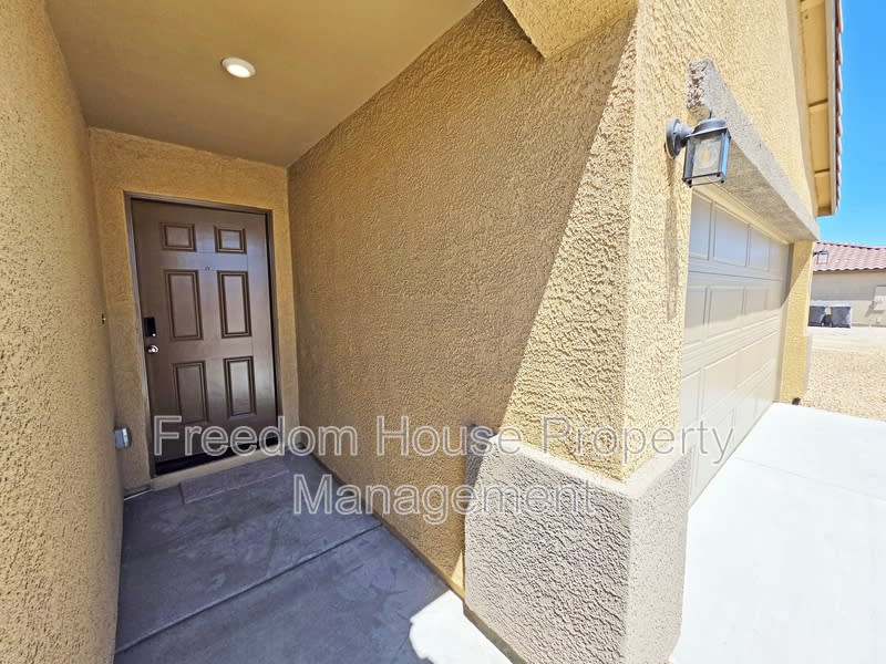 663 Huyana Wind Drive – photo 4