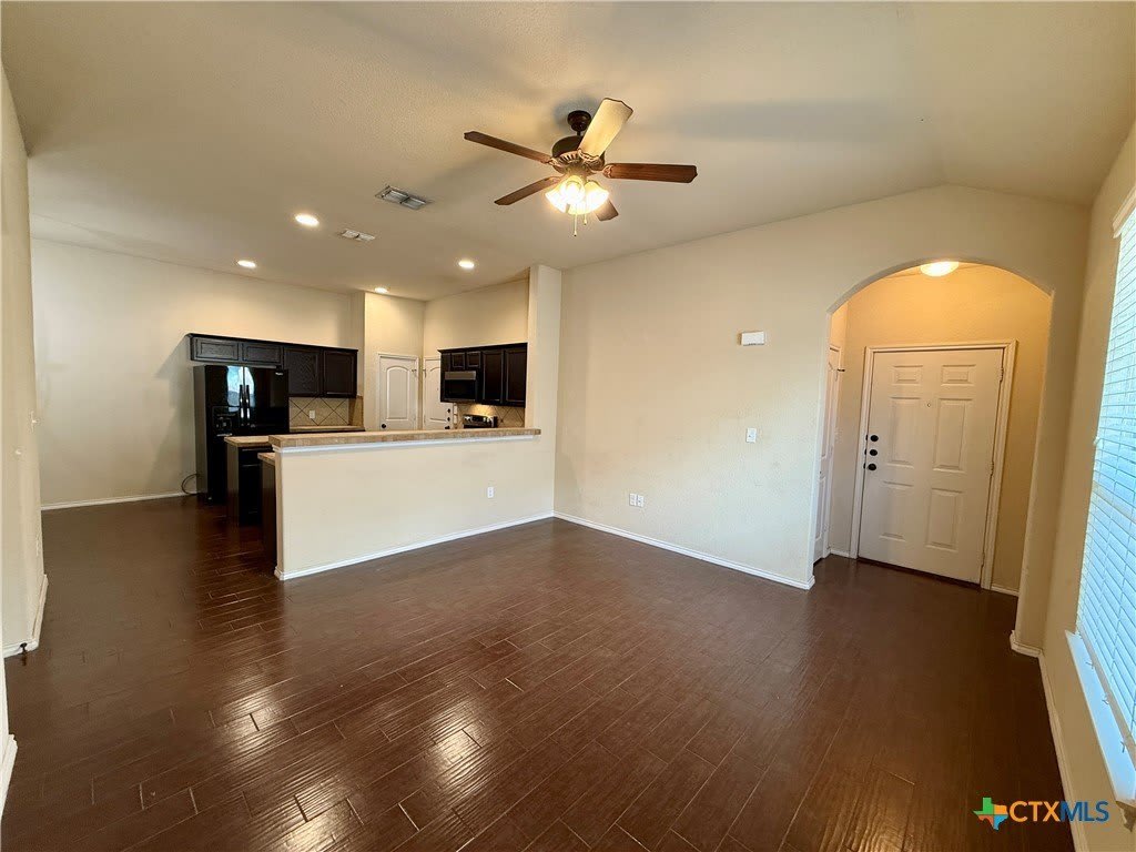 685 Creekside Circle – photo 3
