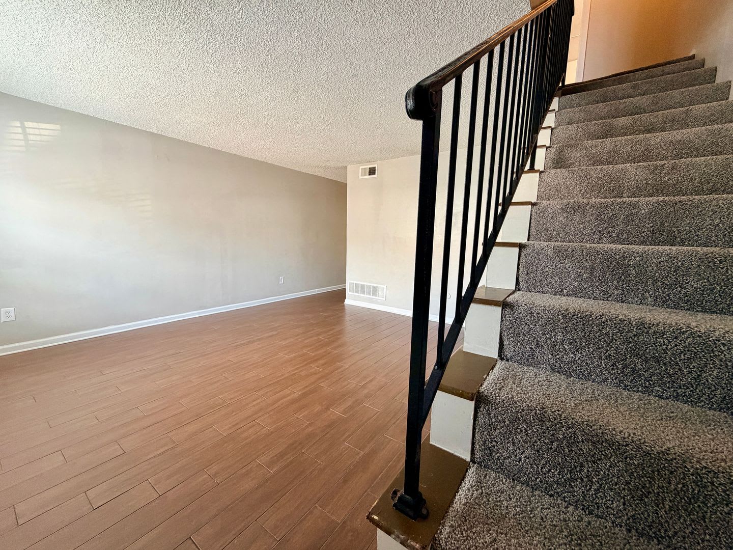 Affordable Housing Close to U of M & Highland – photo 2