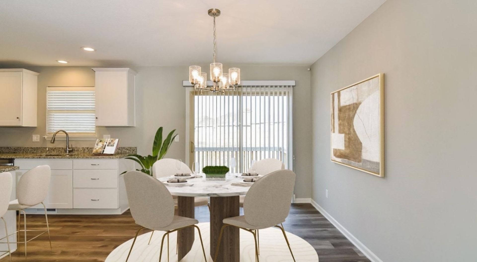 Beautiful 4 Bedroom 3 Bathroom Home! – photo 5