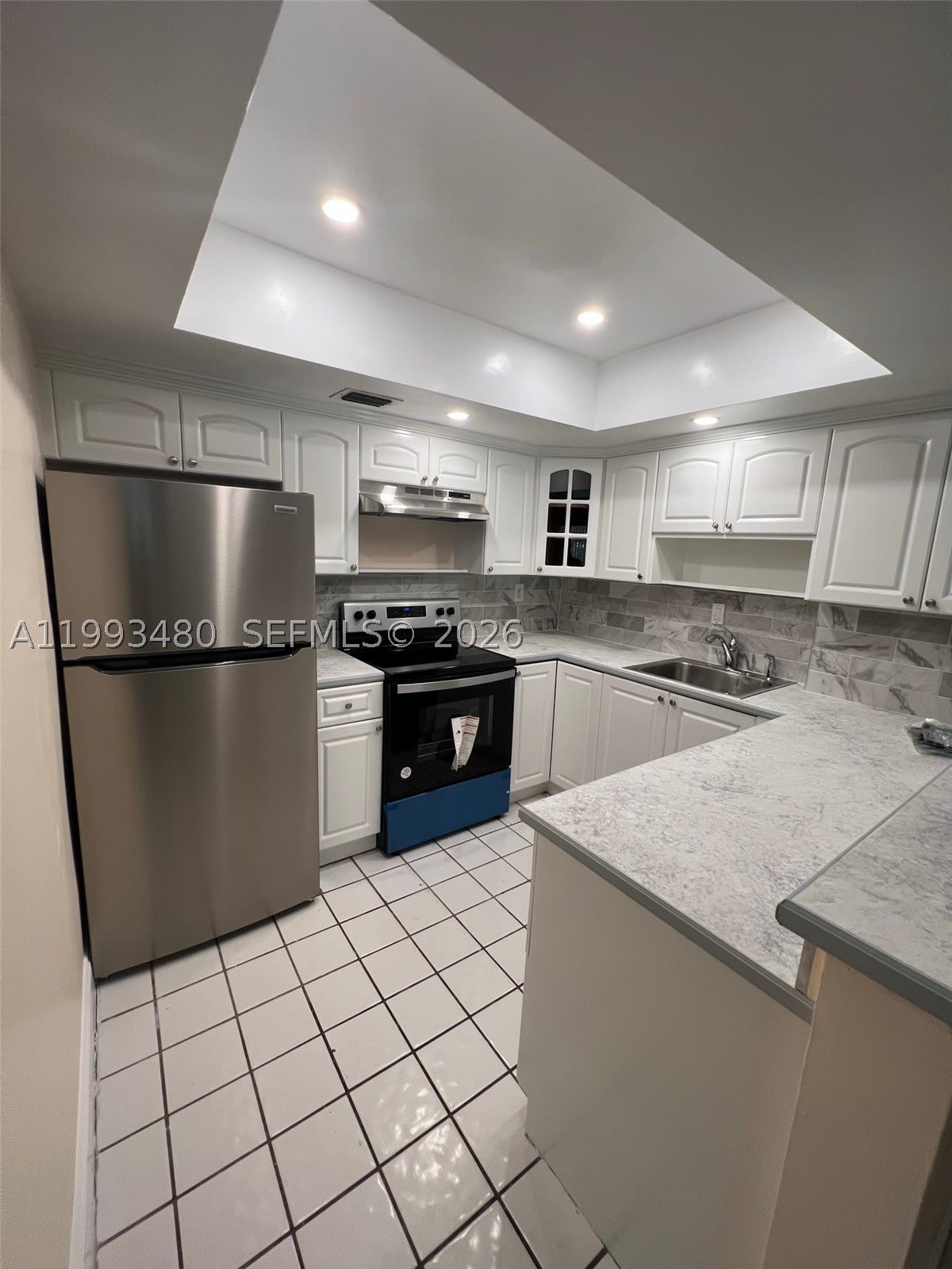 2605 NW 47th Ter – photo 2