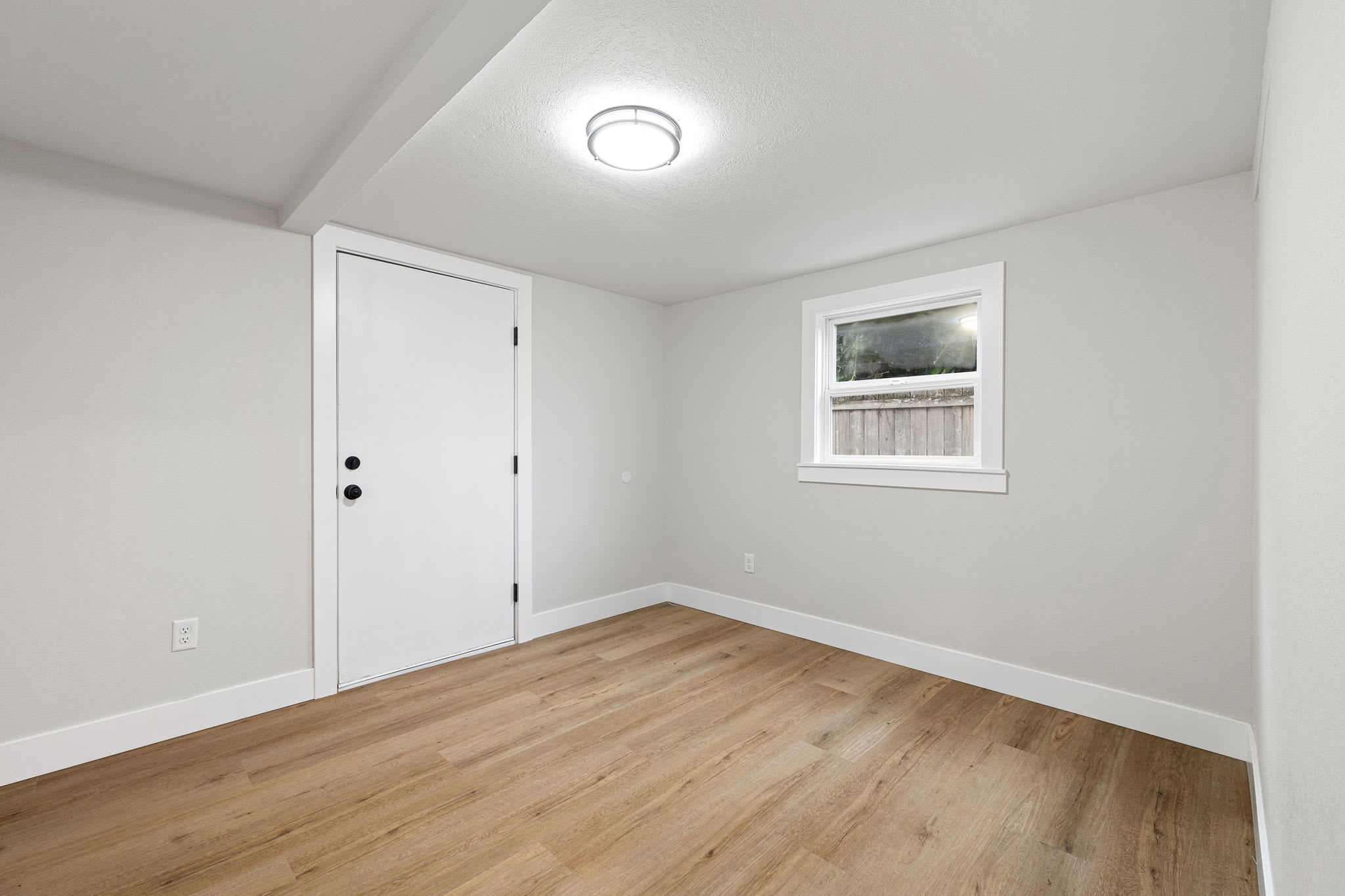 920 West 20th Avenue – photo 4