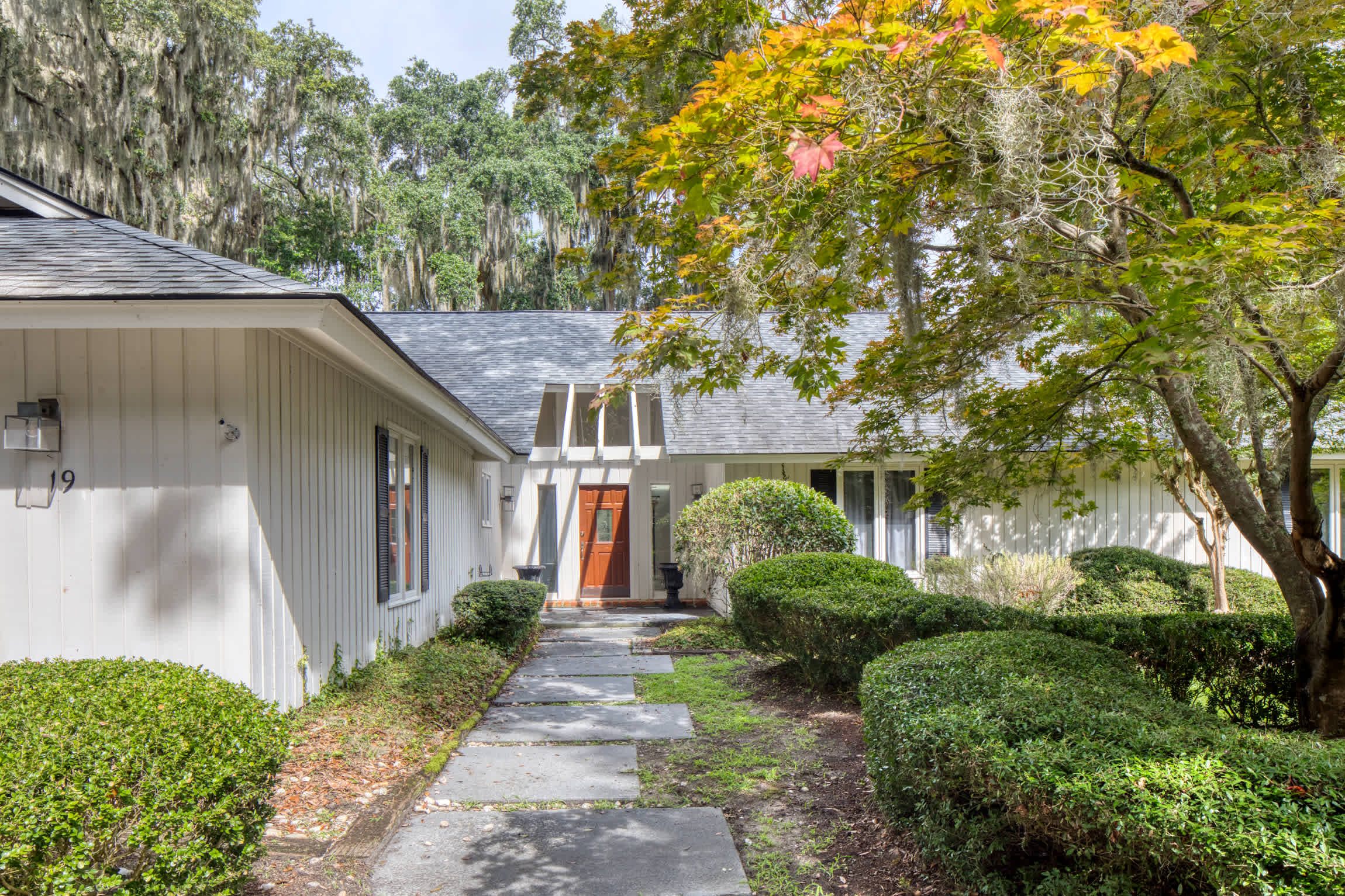 19 Romerly Road – photo 3