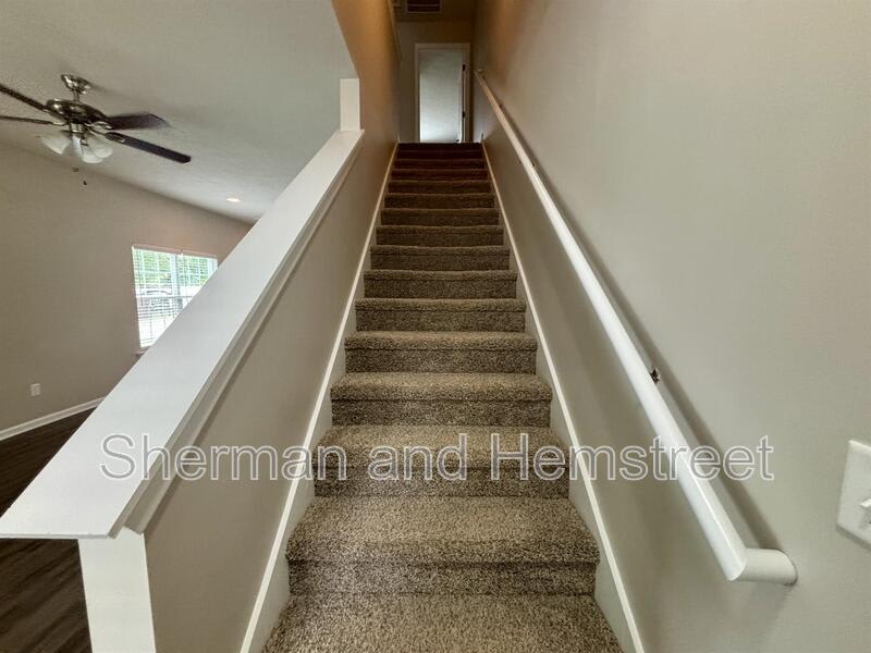 602 Dobhill Lane – photo 2