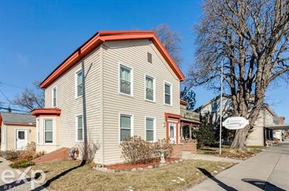 256 South Water Street – photo 1