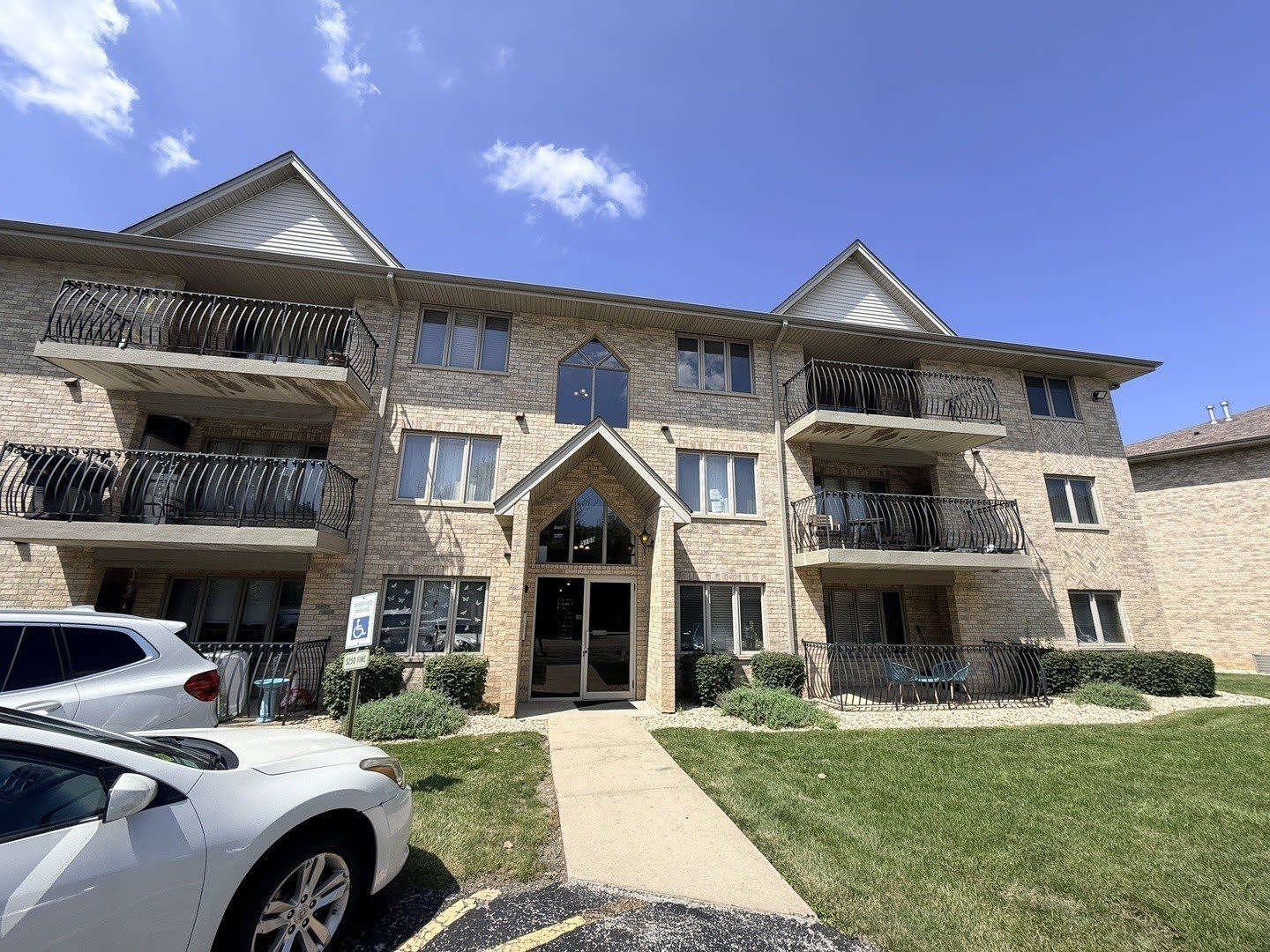 5150 Shadow Creek Drive – photo 2
