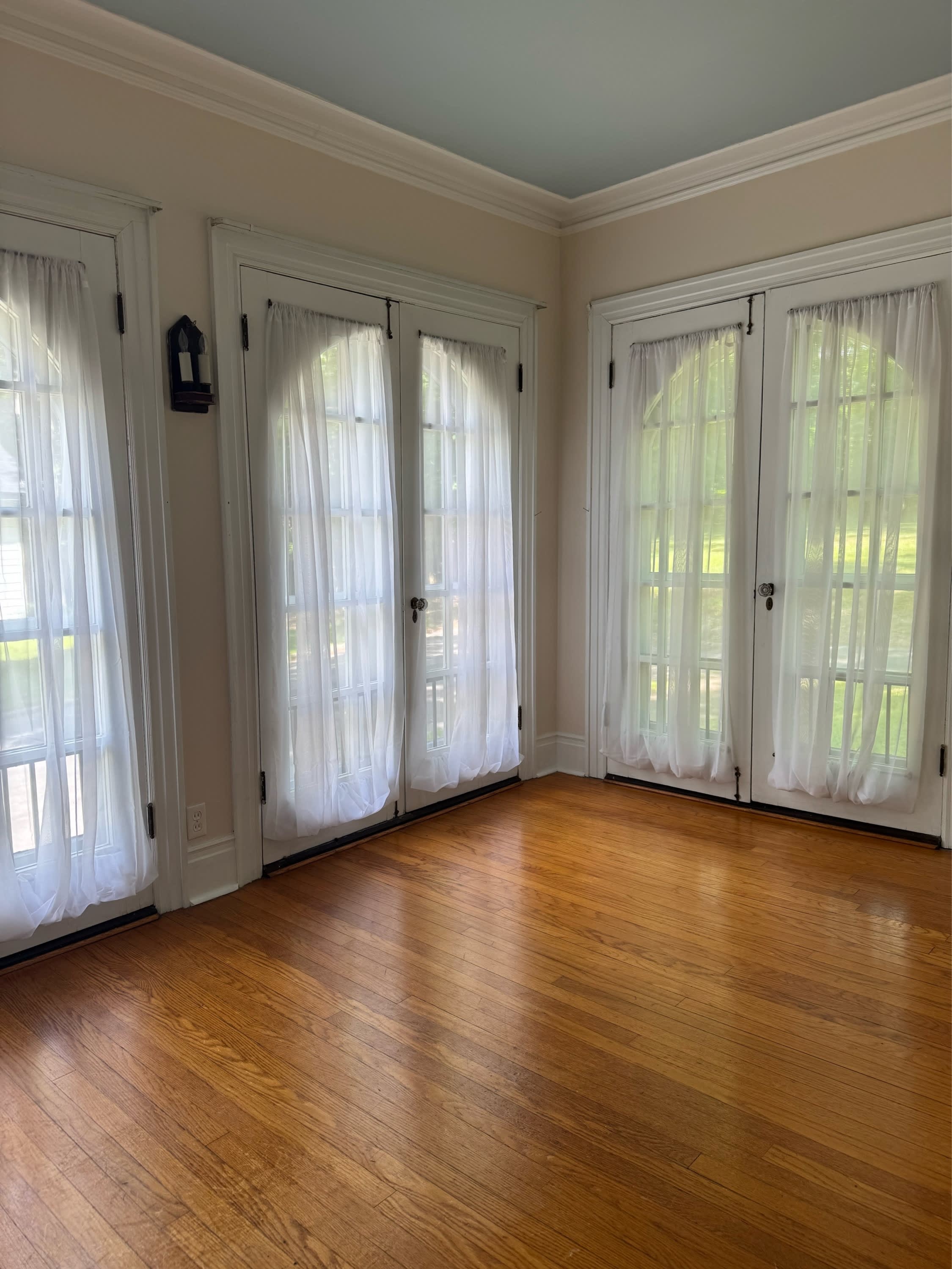 36 Beverly Place – photo 3