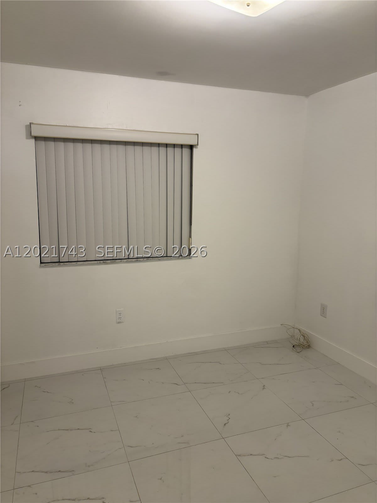 2145 NW 19th Ter – photo 4