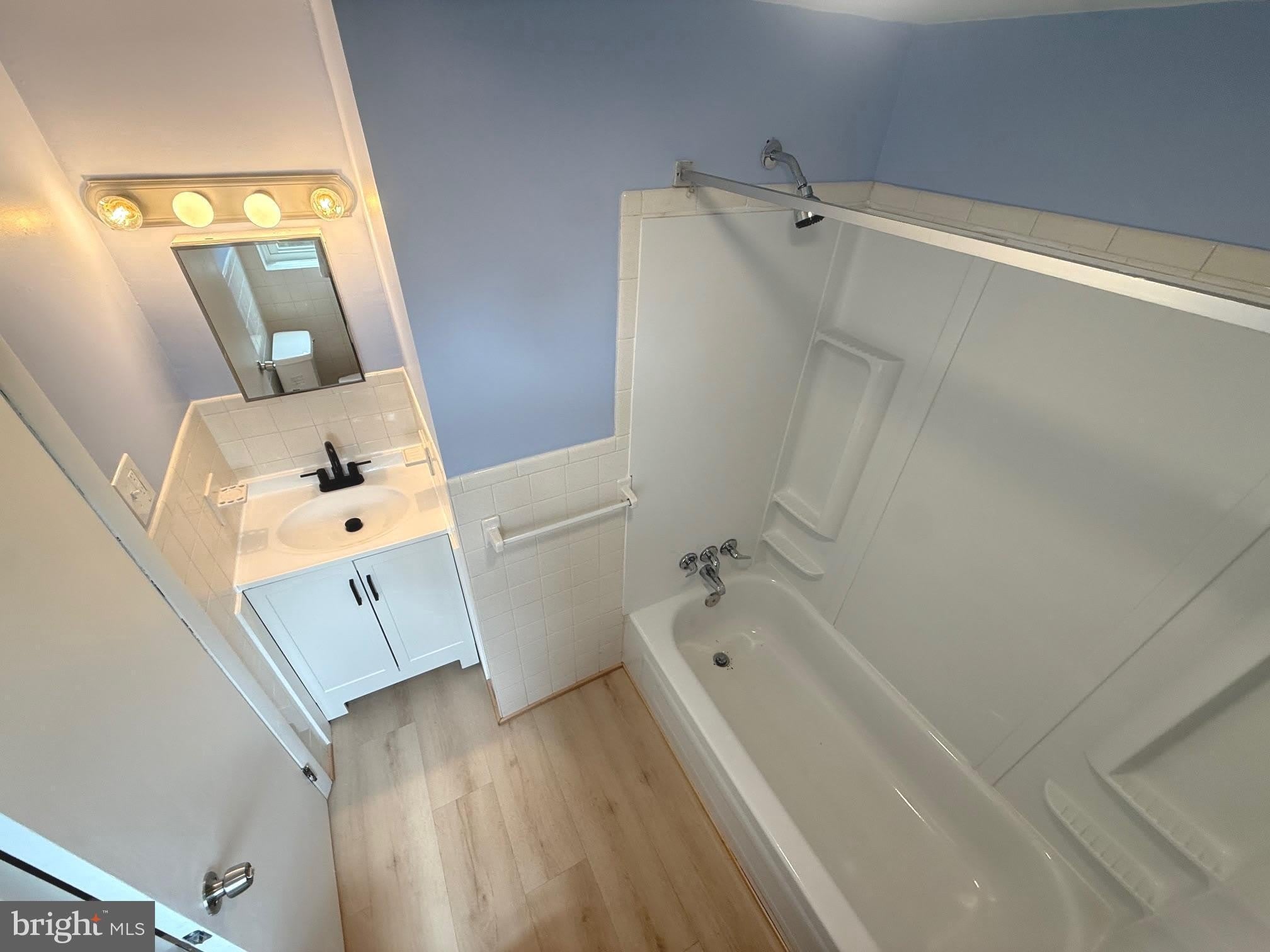 184 S ROLAND Street – photo 4
