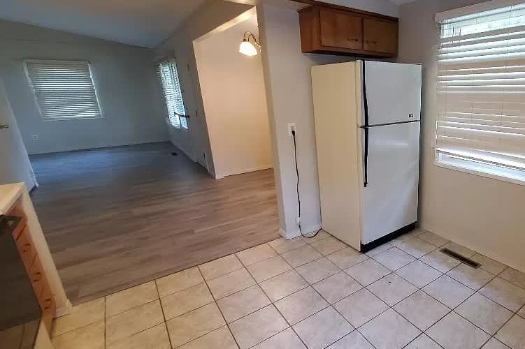 1020 S Eastview Dr Tuscola – photo 4