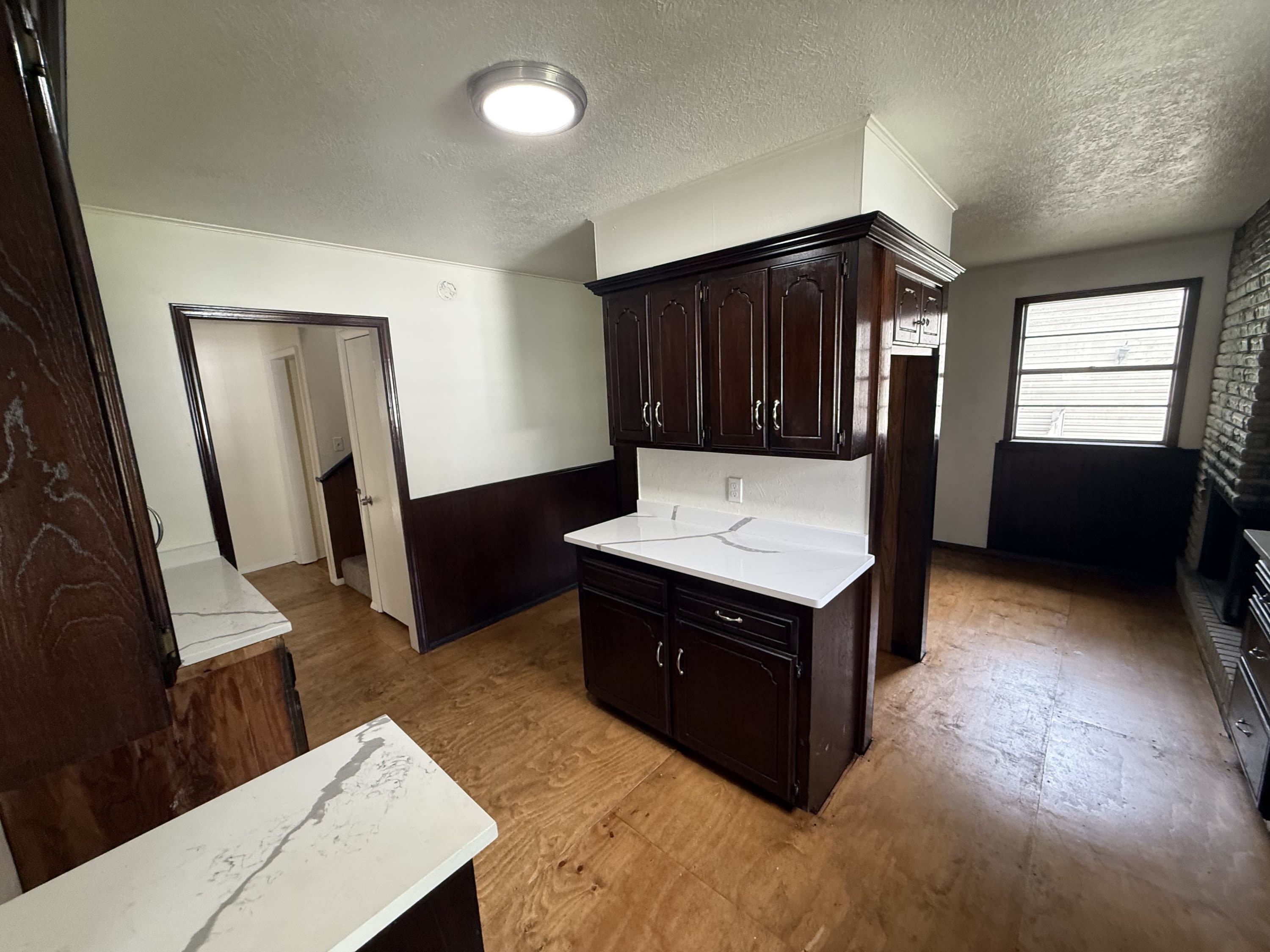 817 East 15Th Street – photo 3