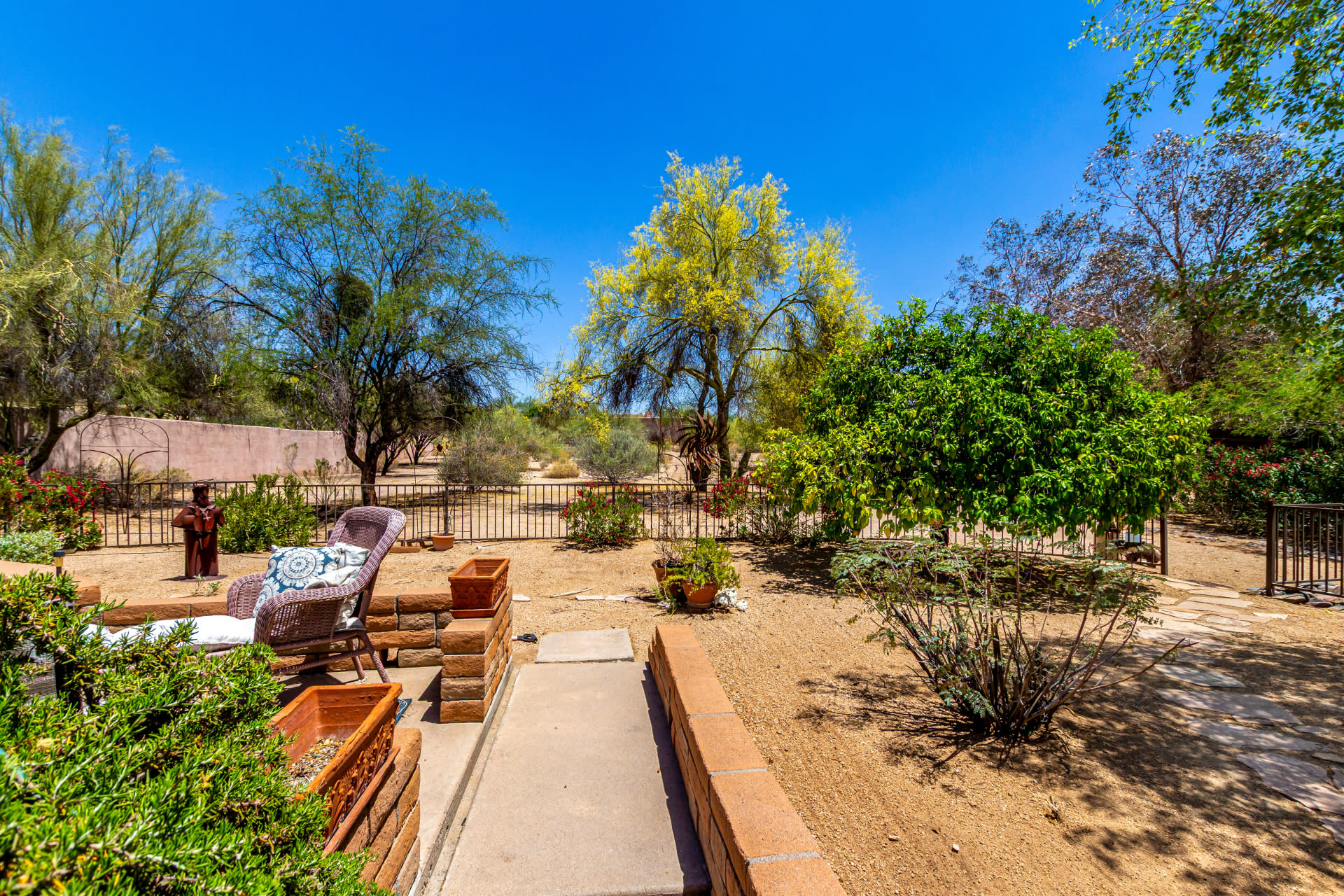6604 East Dove Valley Road – photo 3