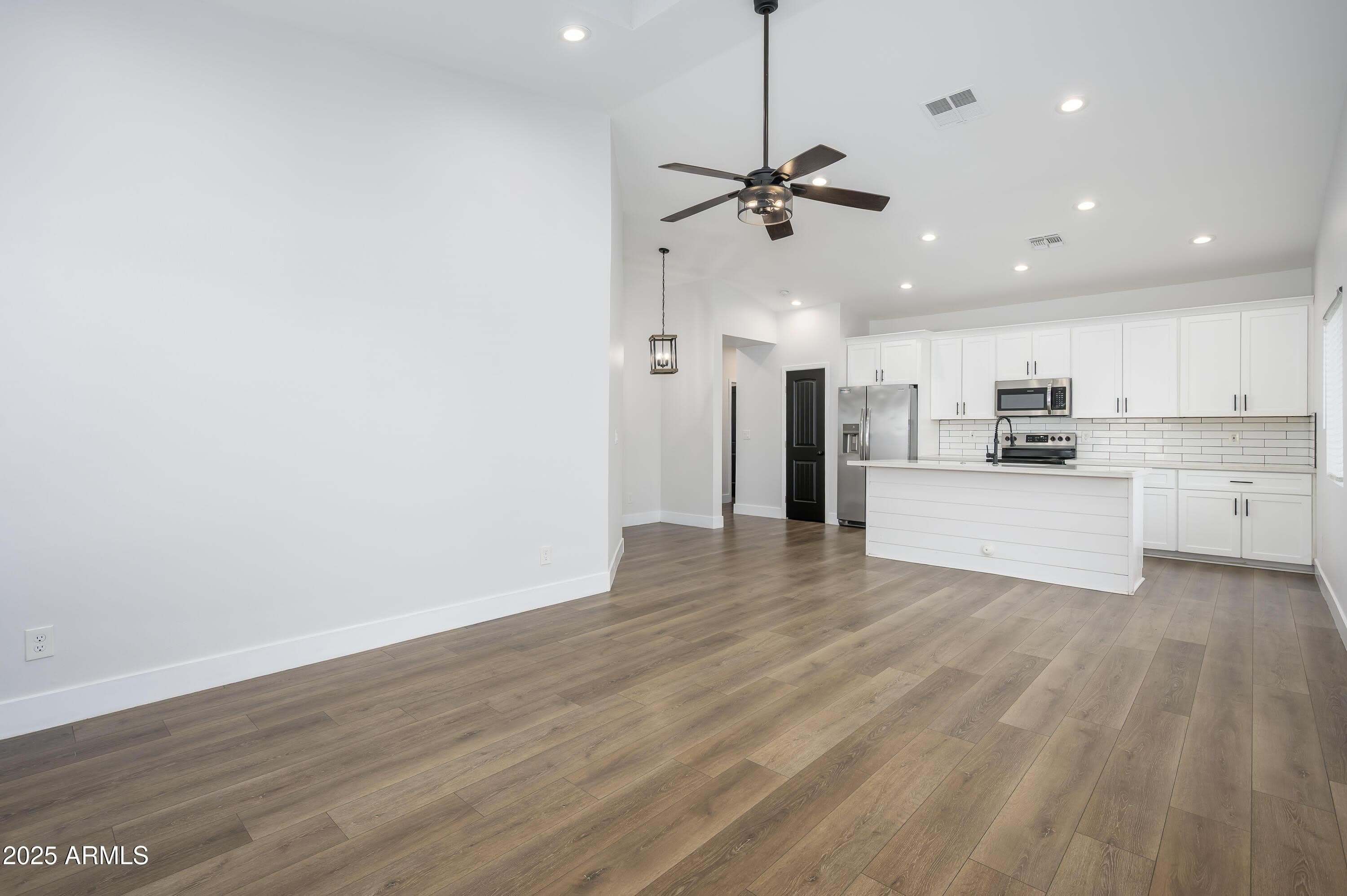 274 N Delaware Street – photo 4
