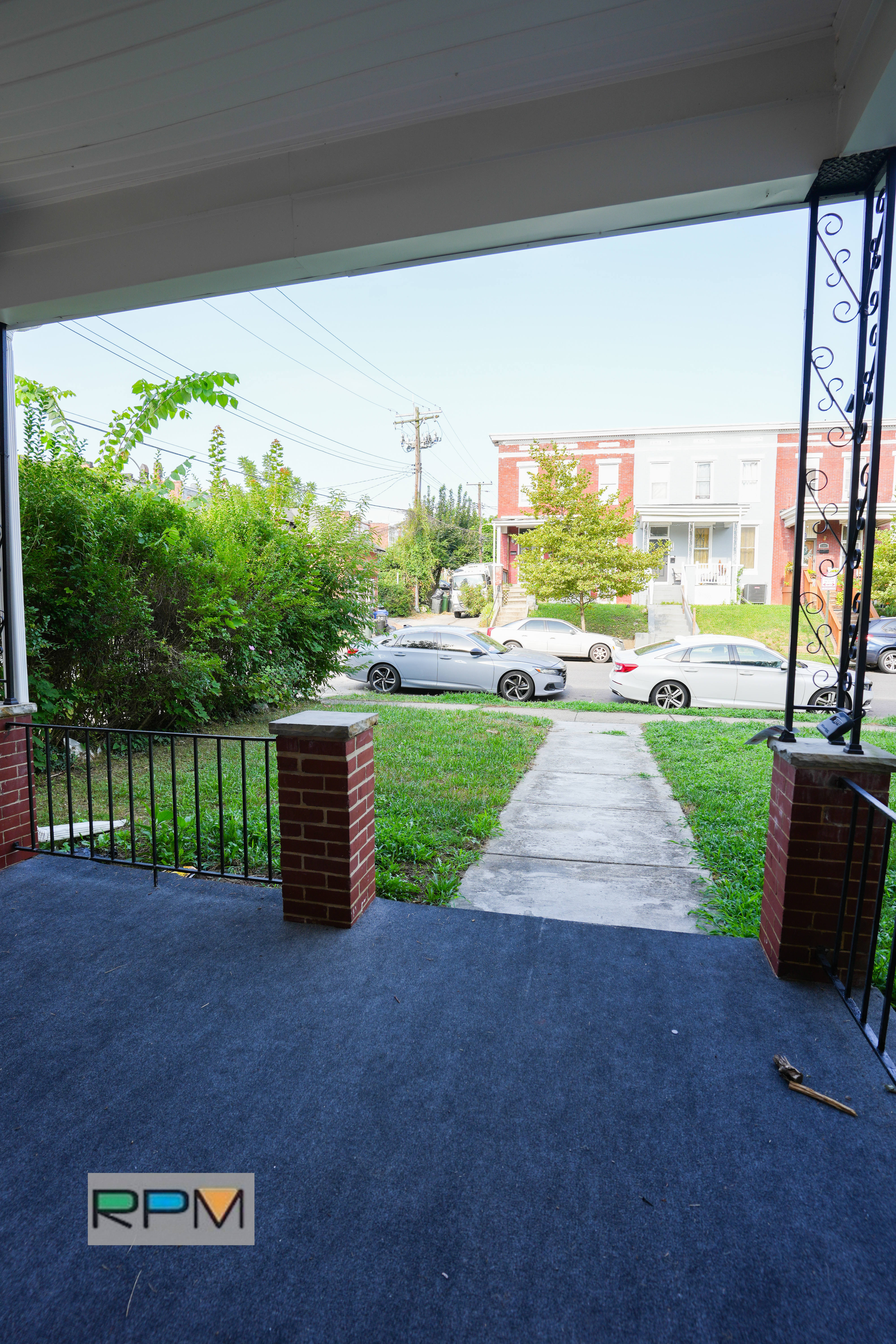 2101 Poplar Grove St – photo 2
