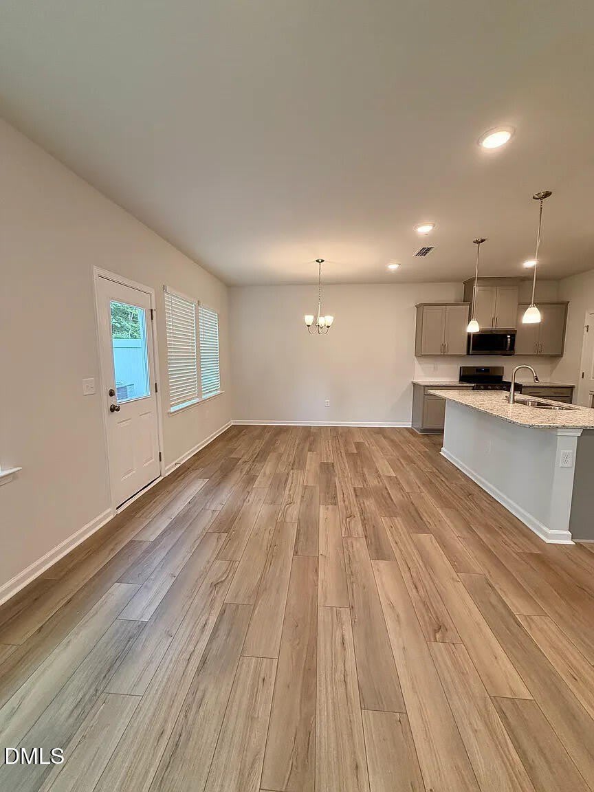 215 Broomside Avenue – photo 4