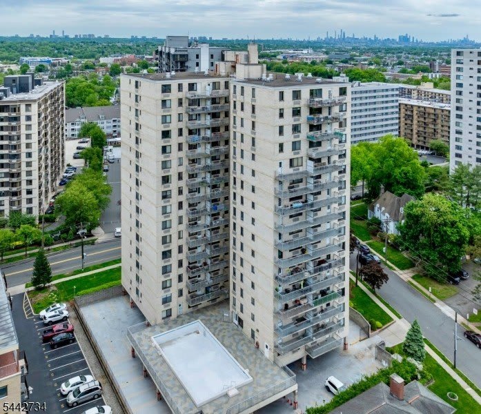 307 Prospect Ave – photo 1