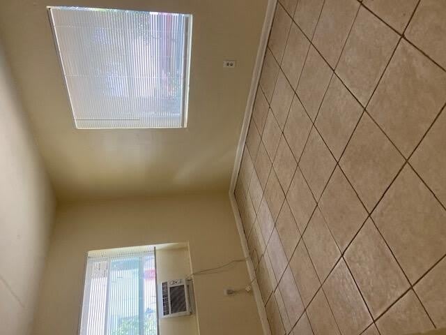 709 11TH Street – photo 3