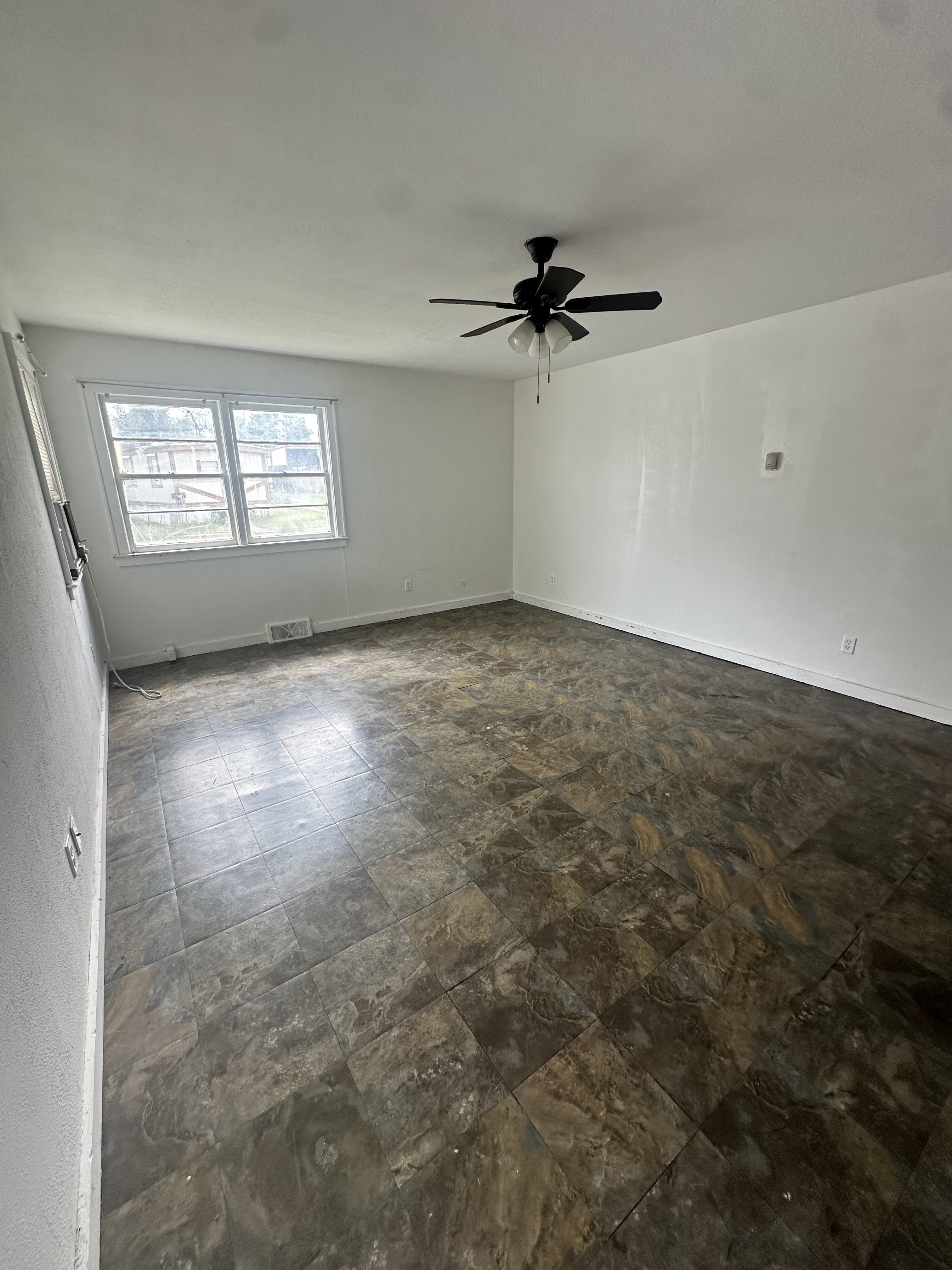 508 Lee St – photo 4