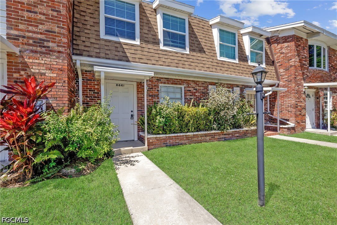 864 Courtington Lane – photo 1