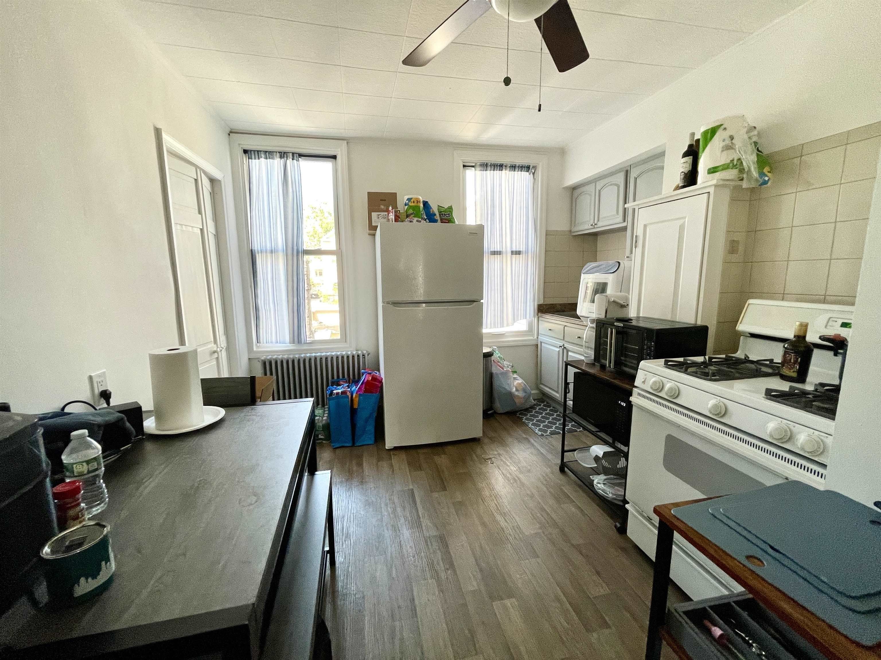 68 JEFFERSON AVE – photo 3