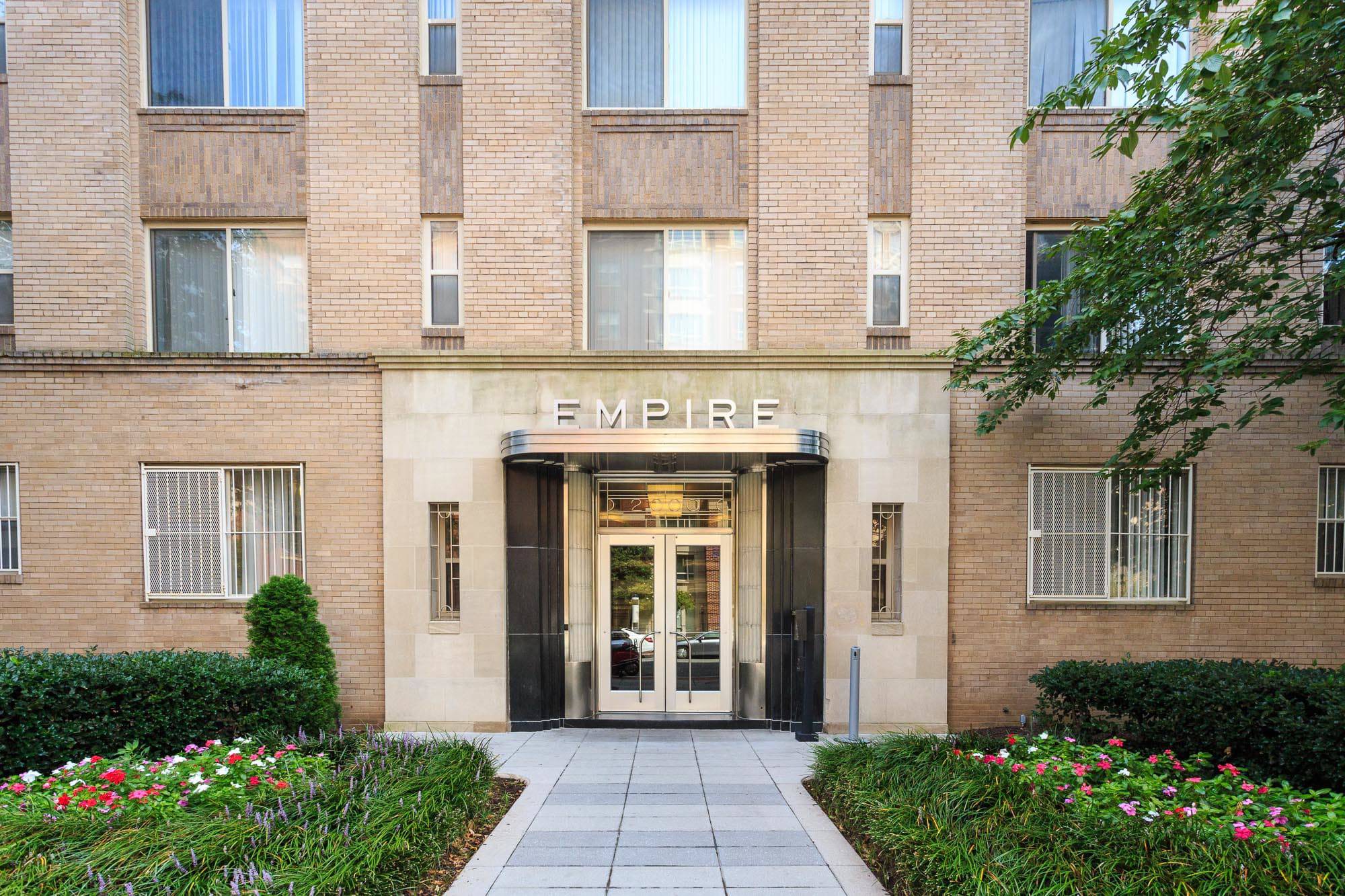 Empire Apartments – photo 2