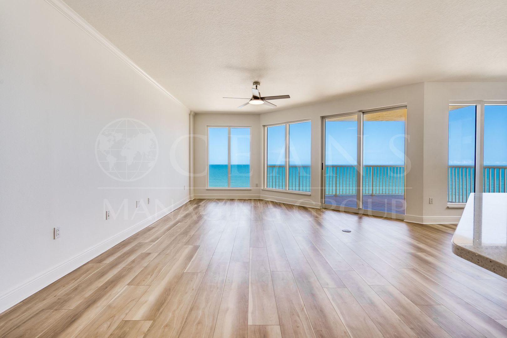 Luxury Meets the Ocean – Stunning 3-Bedroom Condo in Daytona Beach Shores – photo 4