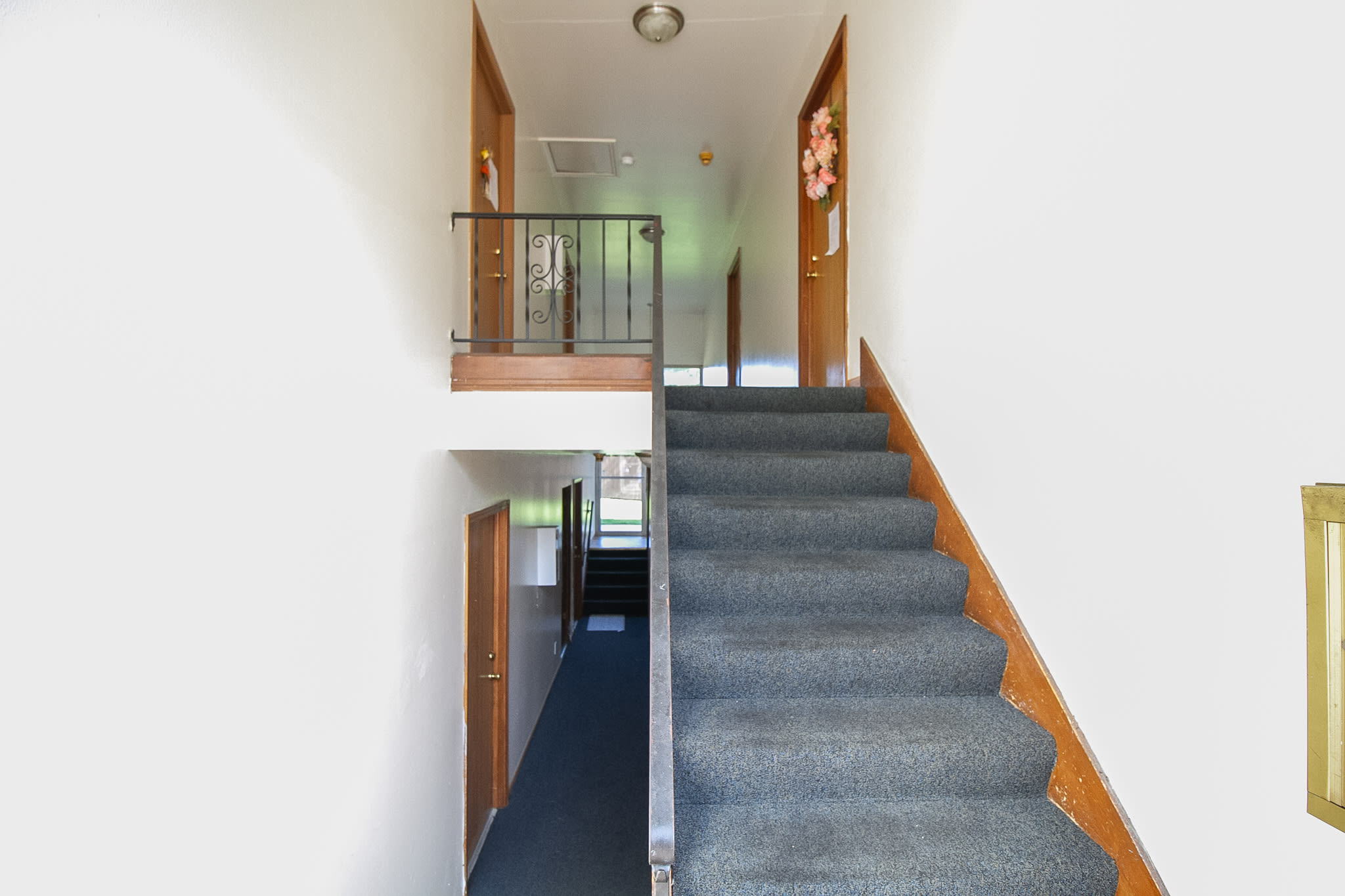 1110 Lewis Ave – photo 2