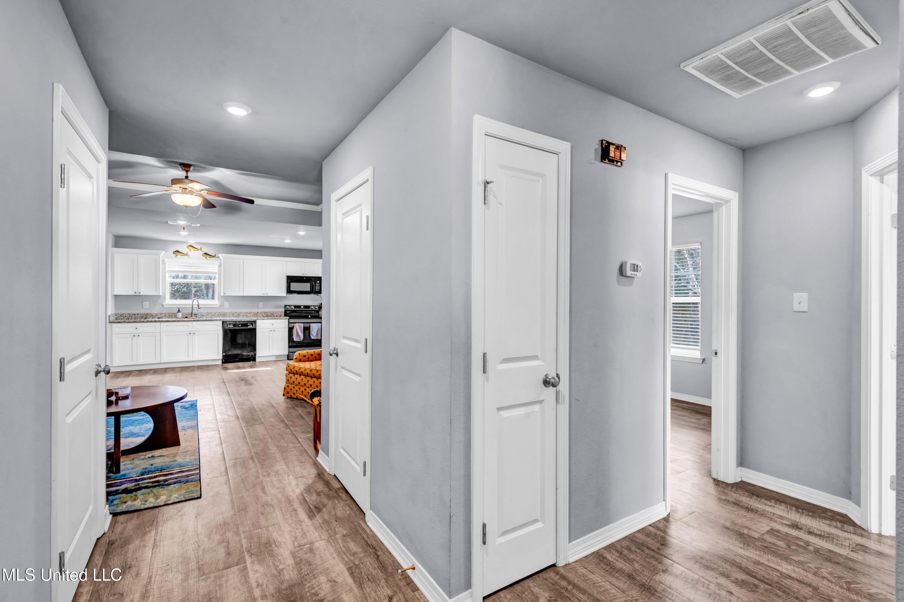 18231 Mill Cove – photo 5