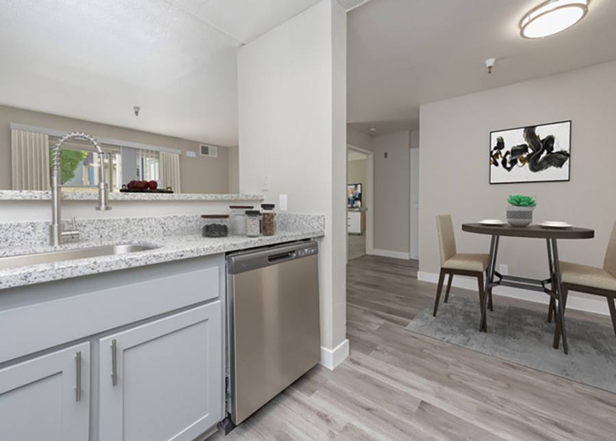 Gateway Apartments – photo 2