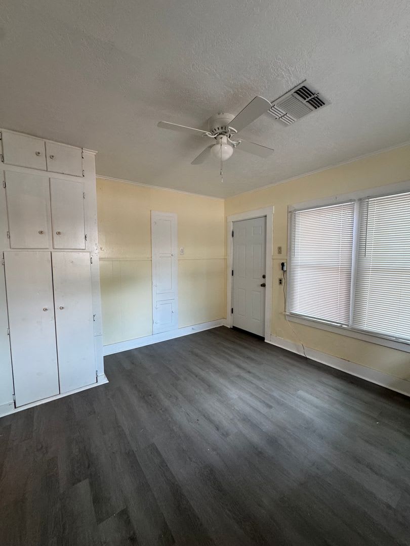 Cute Newly Renovated 2-Bedroom, 1-Bath Home – photo 5
