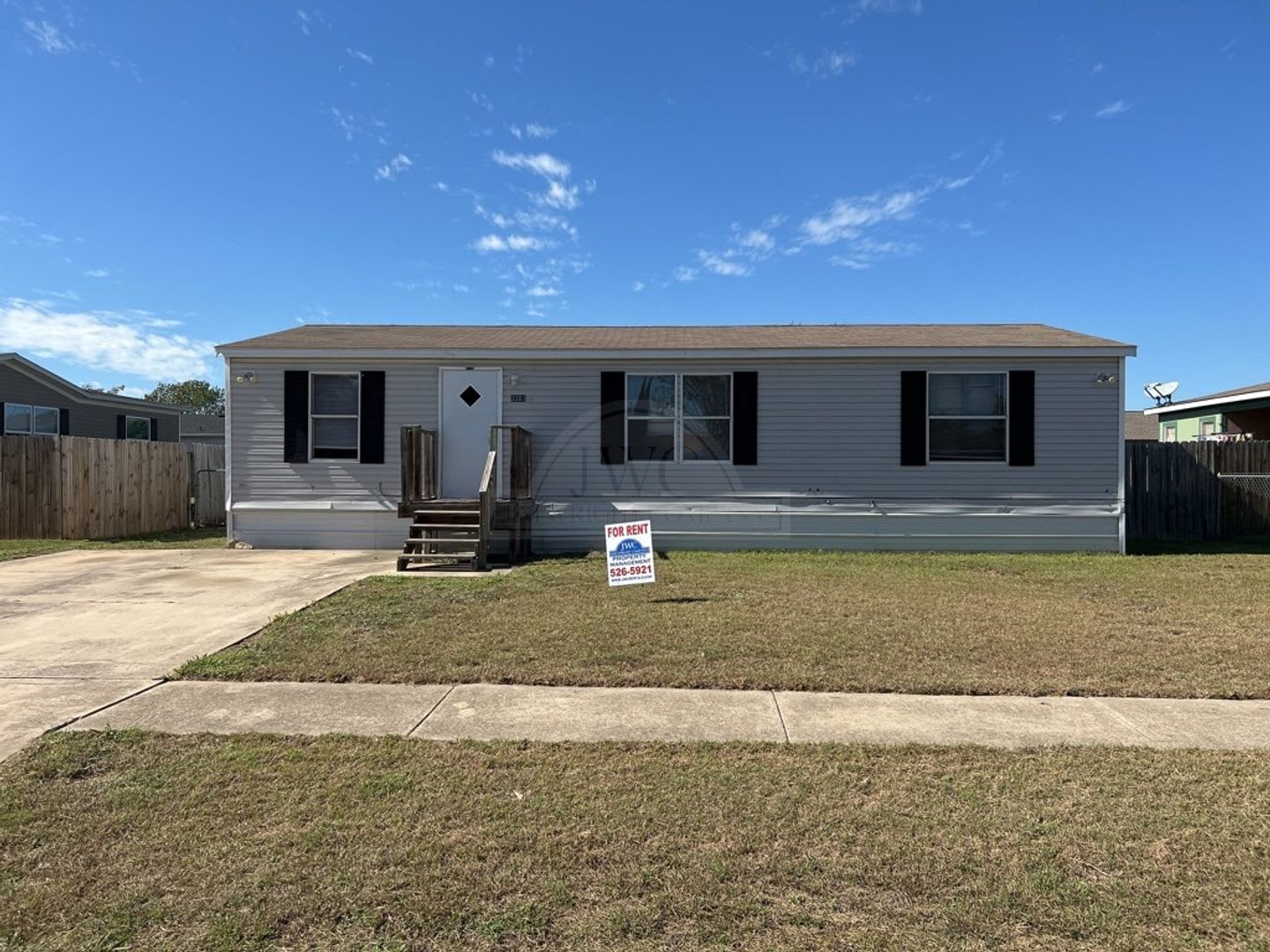 3303 Sevilla, Killeen – photo 1