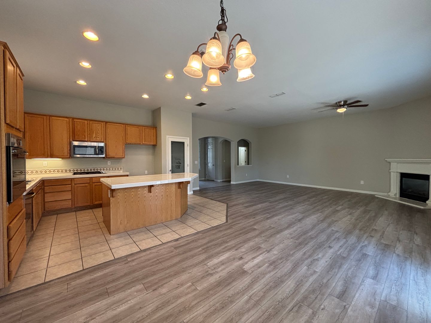 Beautiful Home with Great Layout in Newton Ranch – photo 5