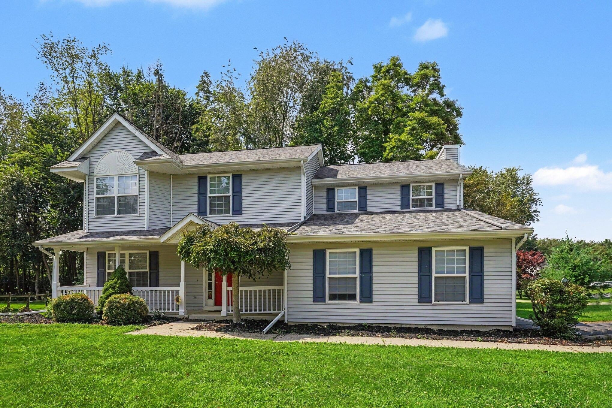 2124 Quail Run Drive – photo 1