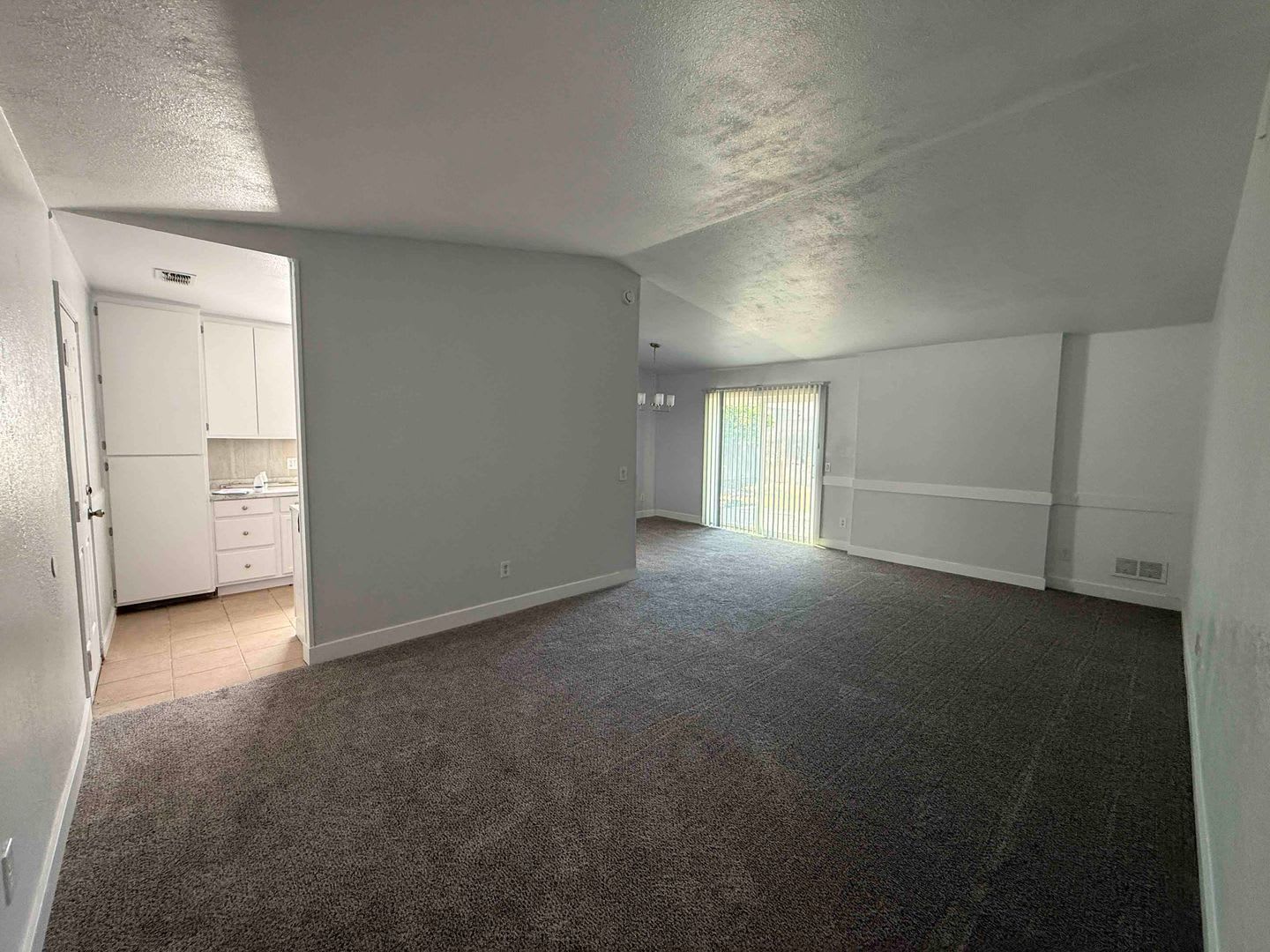 Freshly Updated 3 Bedroom 2 Bath – photo 2