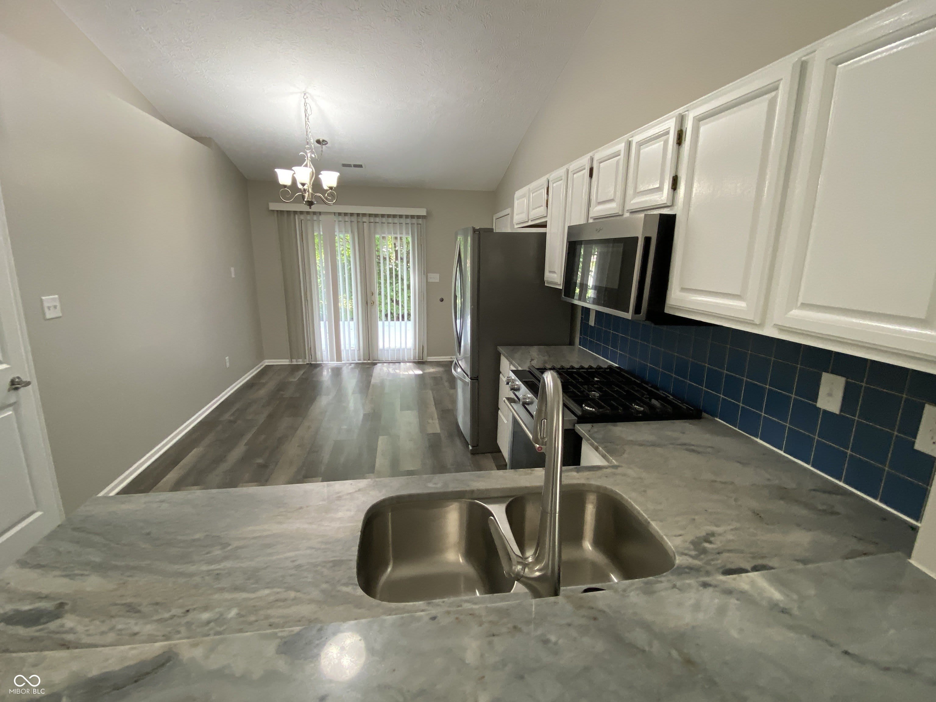 8457 Traders Court – photo 4