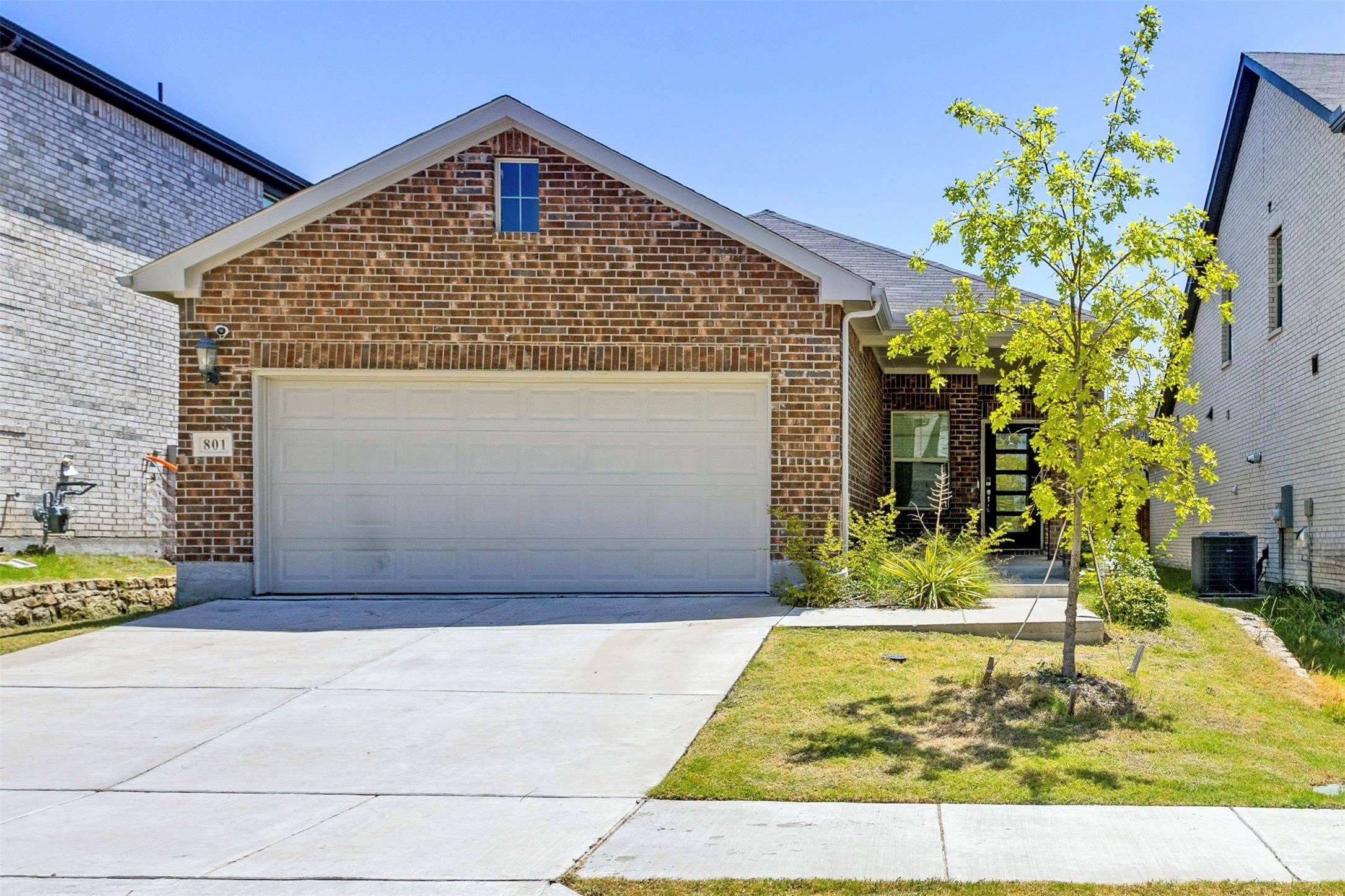801 Mckenna Drive – photo 1