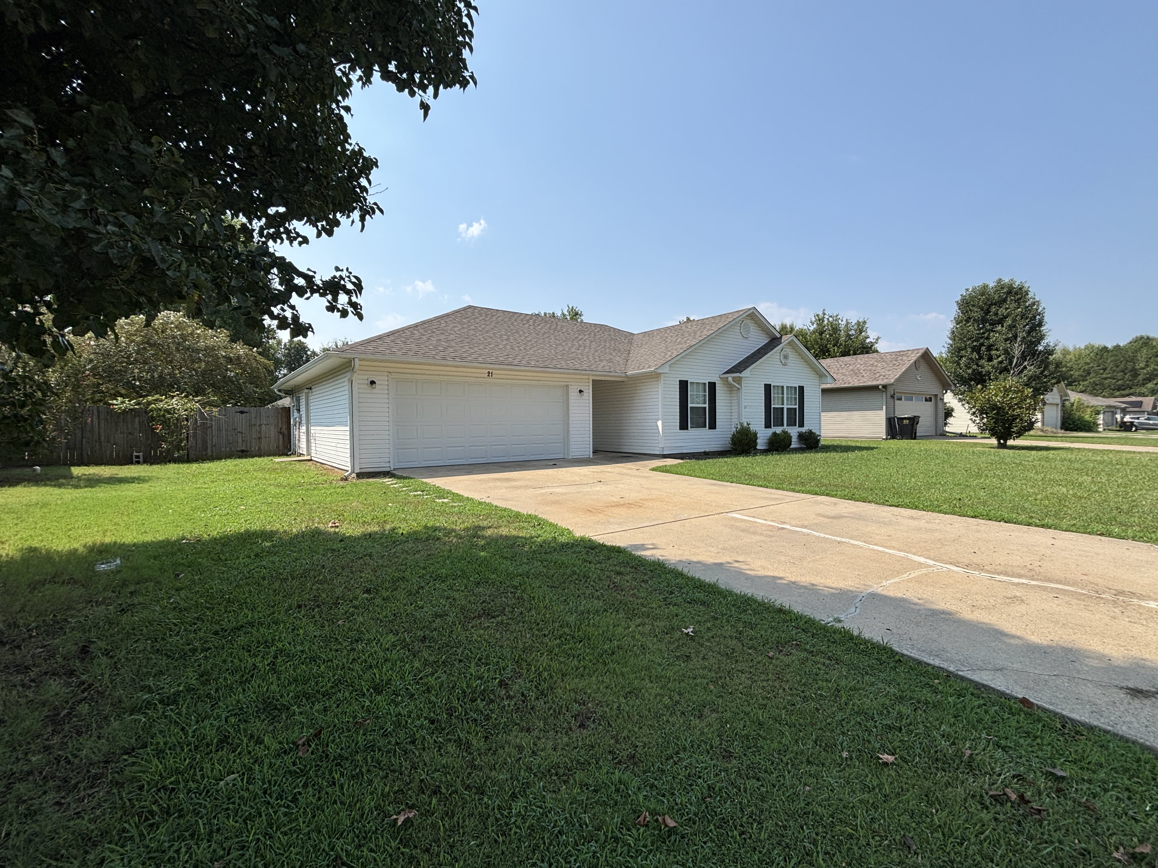 21 Willard St – photo 2