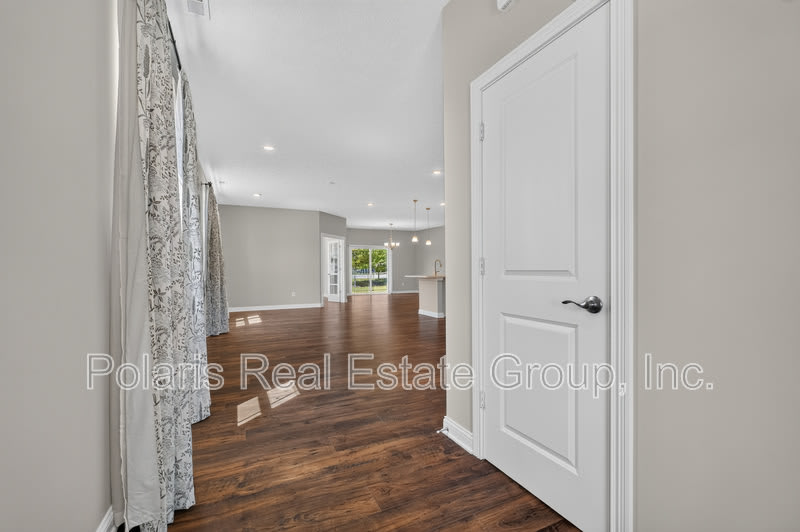9073 Lieven St – photo 5