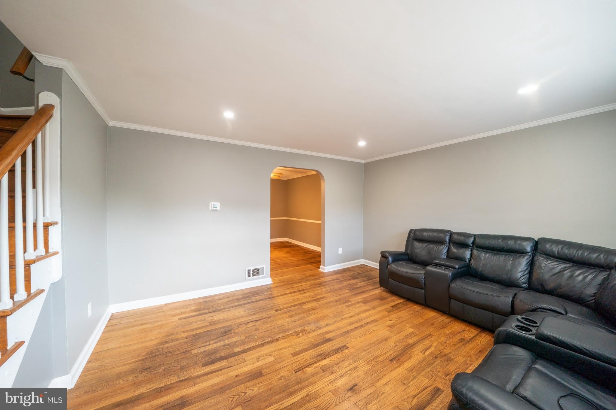 705 EASTSHIRE Drive – photo 3