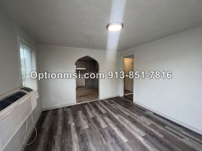 2 S 20th Street – photo 1