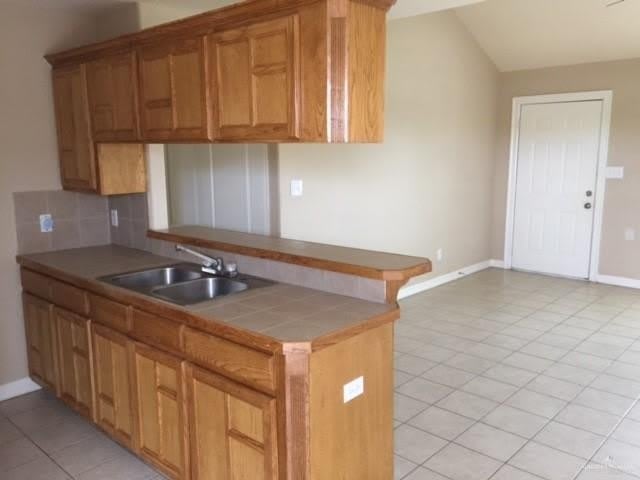 1604 E Quail Street – photo 2