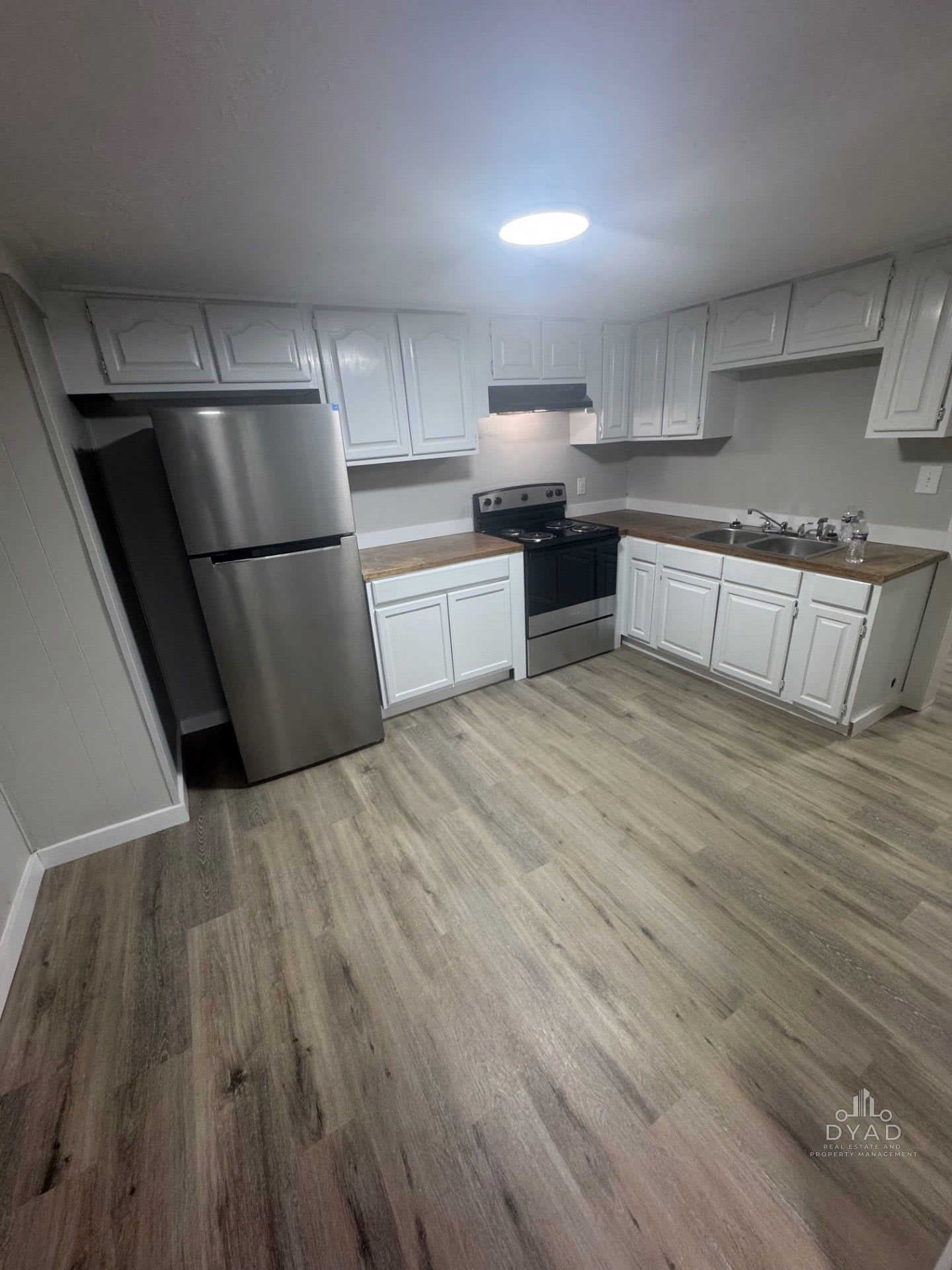 201 Adams – photo 4
