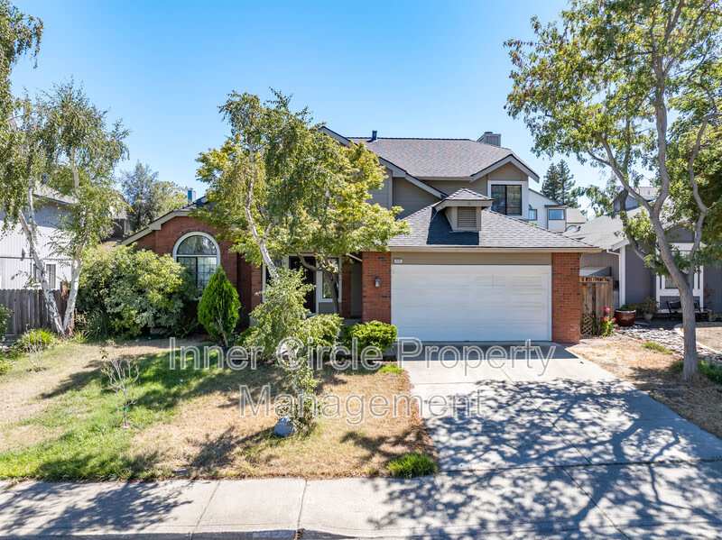 512 Bluerock Drive – photo 1