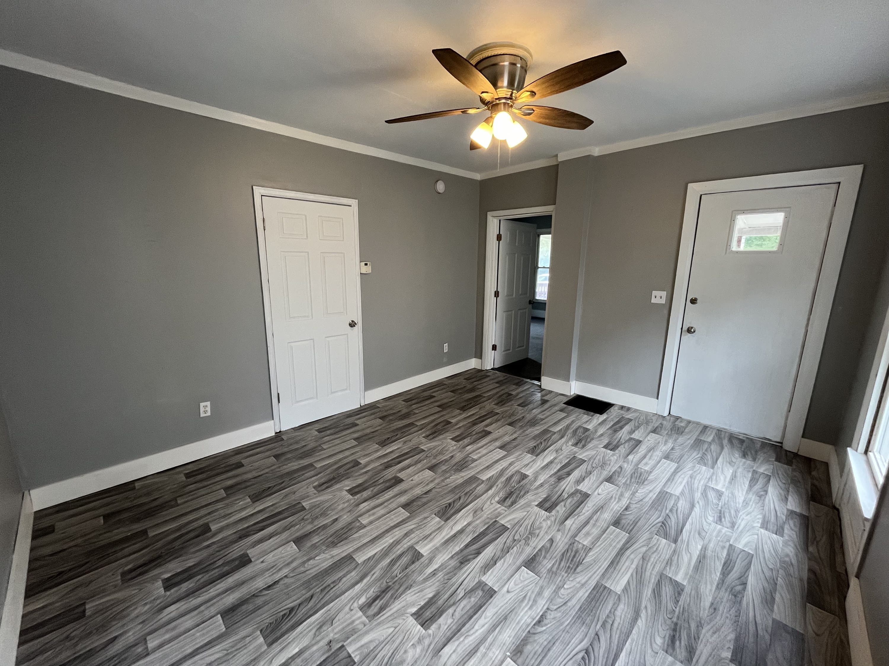 357 West Main Street – photo 1