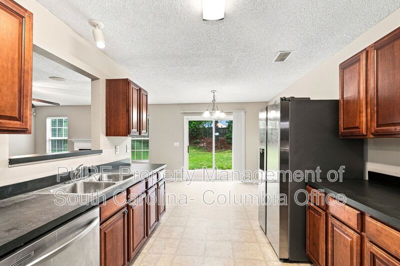 102 Cogburn Road – photo 5